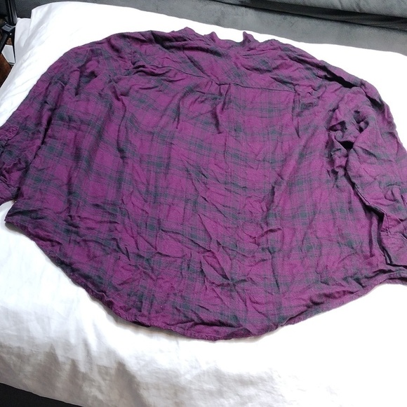 Torrid long sleeve button down shirt size 4X - Picture 11 of 14